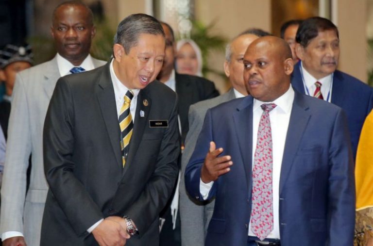 Uganda minister Malaysian Uganda minister welcomes Malaysian investors, highlights business